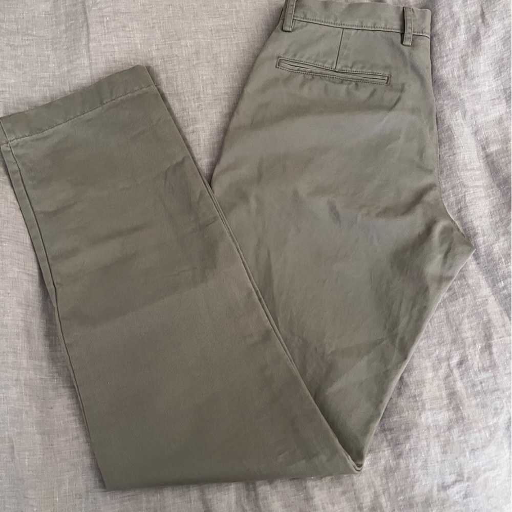 J.Crew Men’s Urban Slim Chino Pant Size 28/32 Vintage Grey NWT